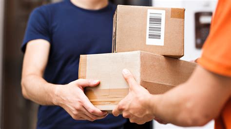 About us: logistics, storage and delivery of parcels .